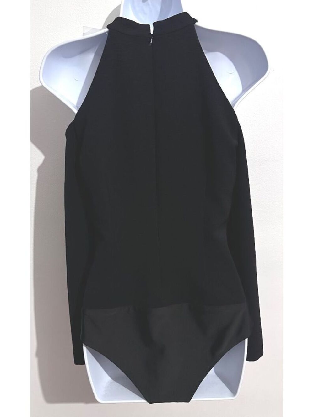 Belle by Badgley Mischka Black Cold Shoulder High Neck Bodysuit Size 4 - Picture 6 of 9